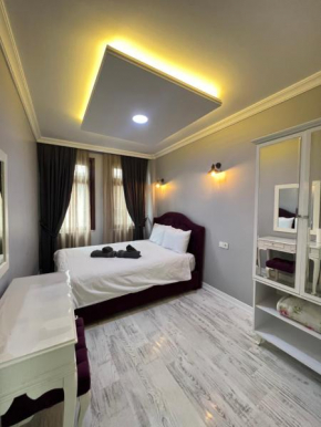 TAKSİM CMLM Suit